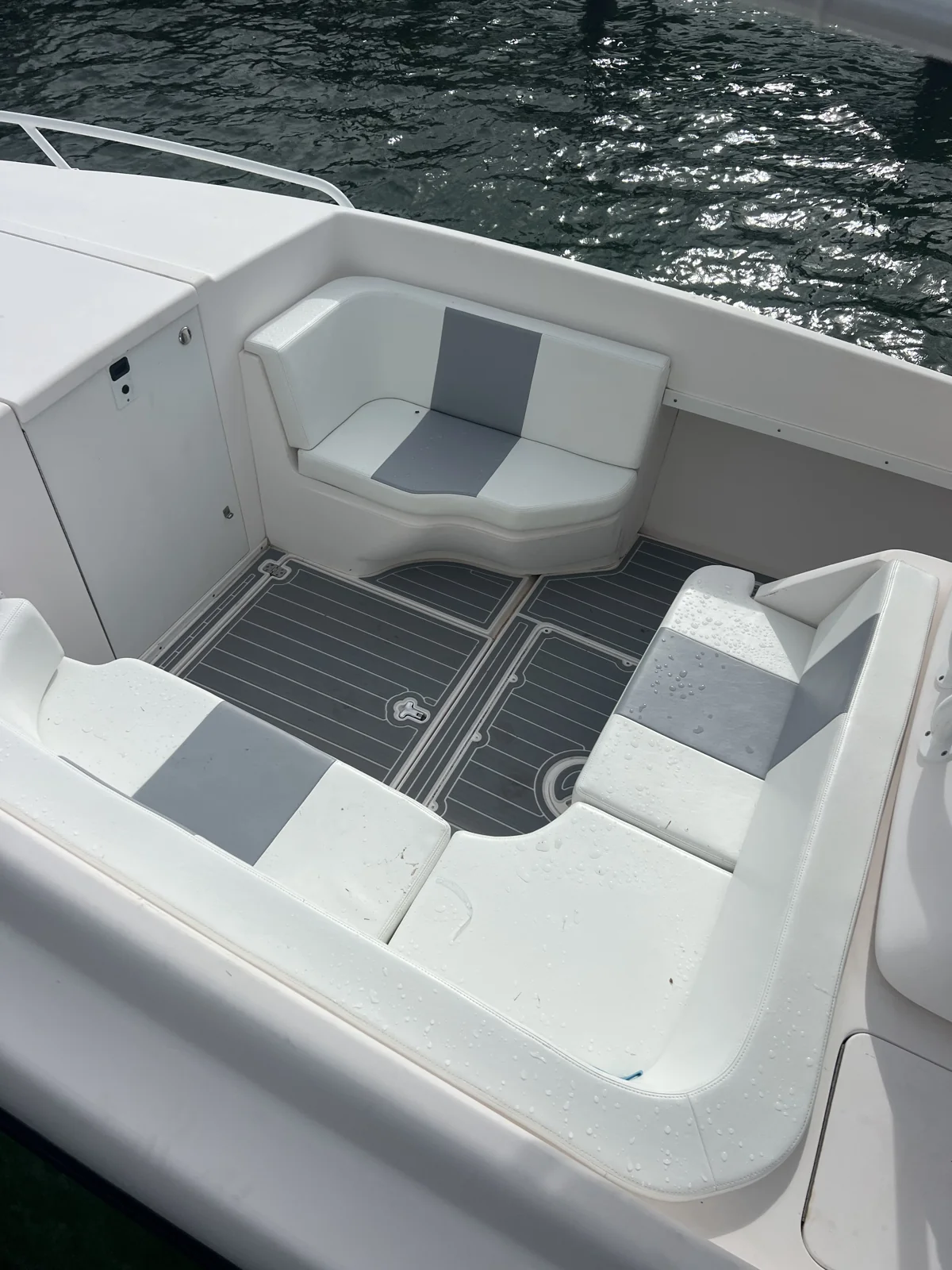 Forward seating aboard Bimini Nomad private transfer boat